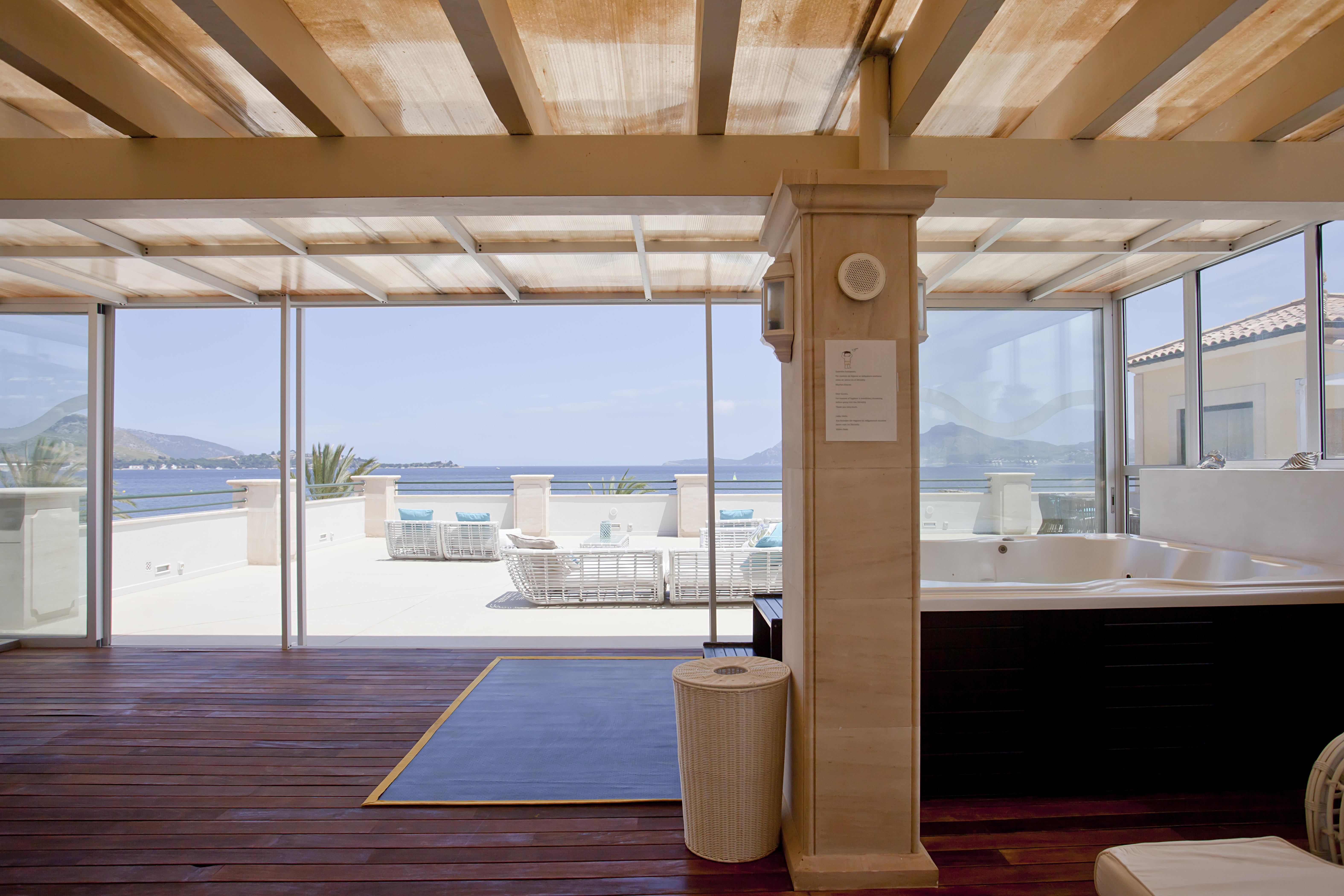 Apartments Galeon Suites Port de Pollenca Luaran gambar