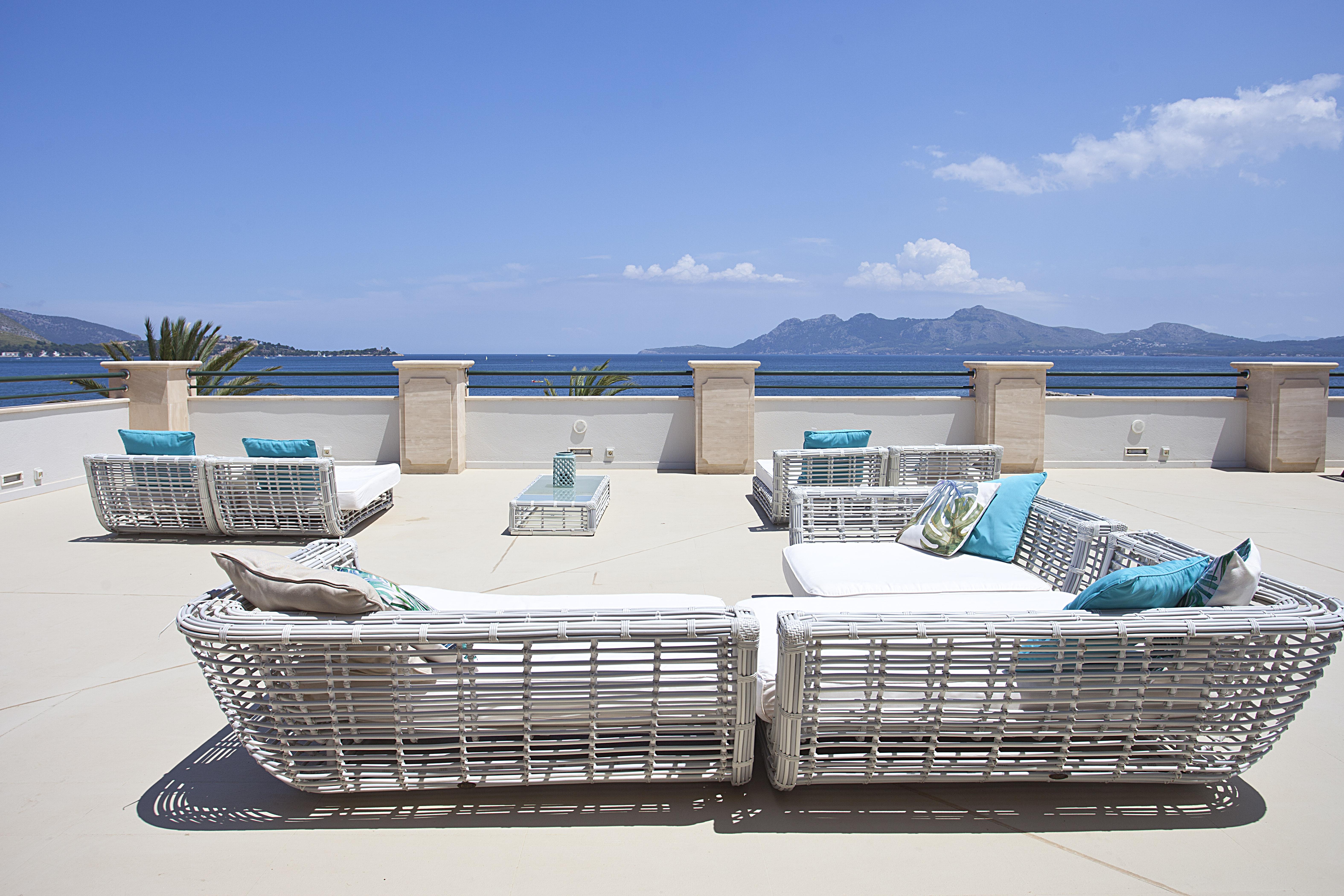 Apartments Galeon Suites Port de Pollenca Luaran gambar