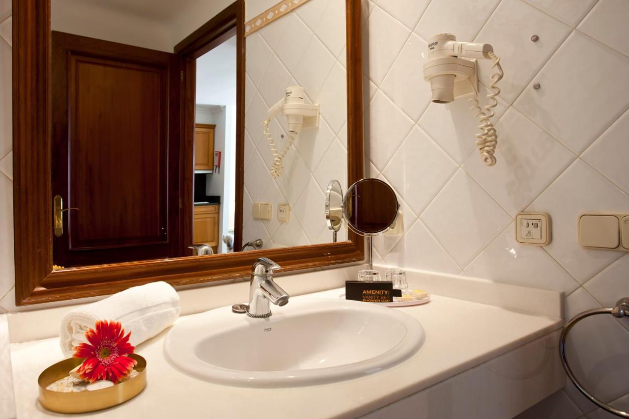 Apartments Galeon Suites Port de Pollenca Luaran gambar